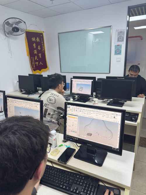上海數(shù)控培訓(xùn)，昆山一點通模具數(shù)控培訓(xùn)