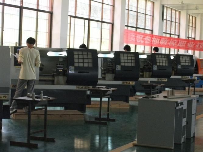 重慶數控機床廠，重慶數控機床編程與操作培訓學校有哪些