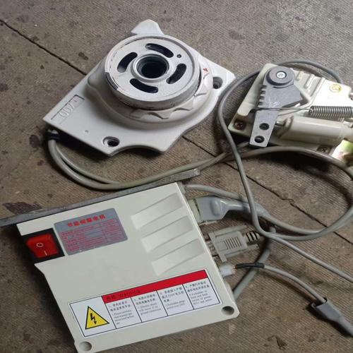 鎖邊機(jī)伺服電機(jī)安裝