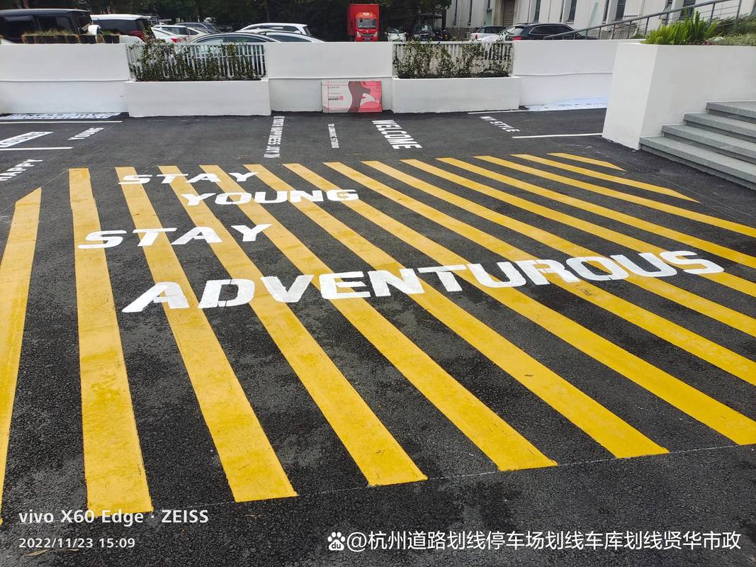 奔馳線路板維修：保障行駛安全的重要一環