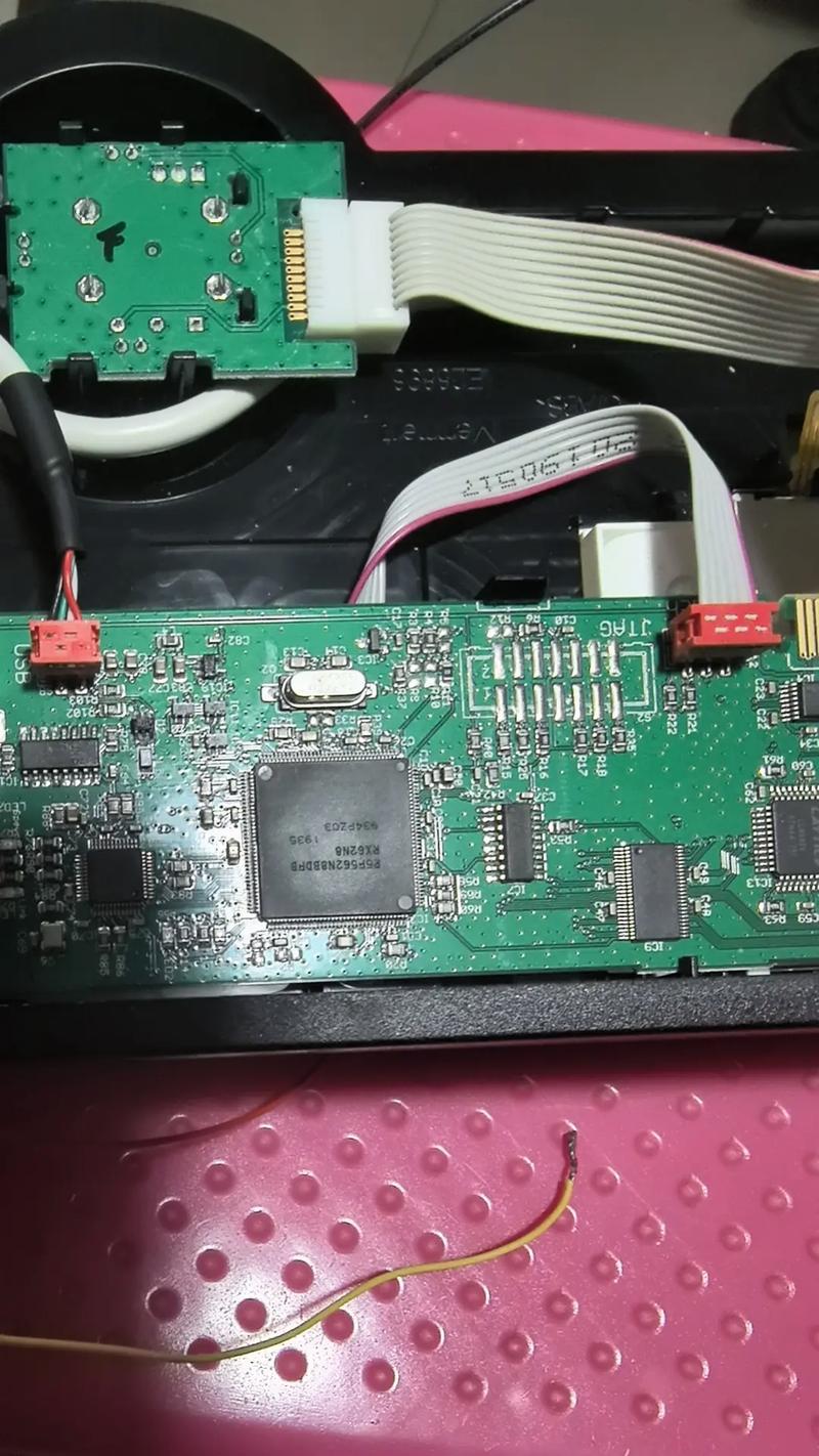 復雜電路板維修難學嗎