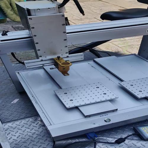 揚州點膠機器人維修價格分析