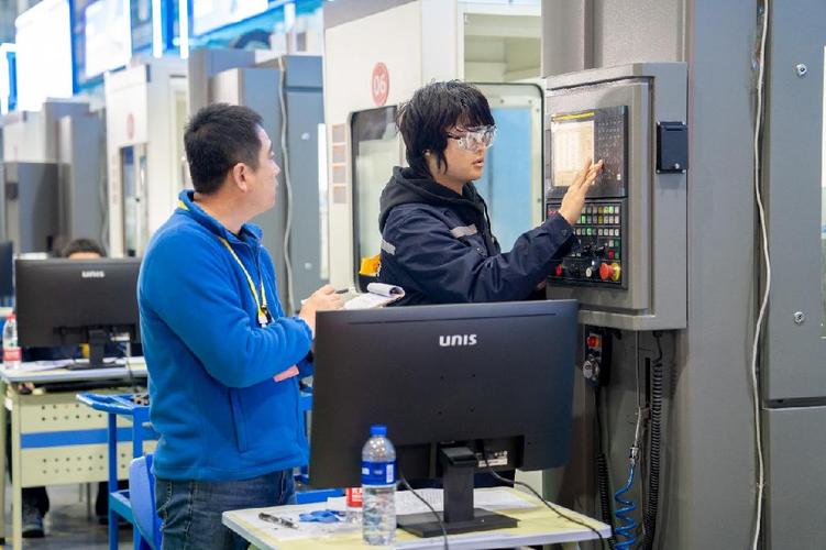 數控機床裝調與維修：保障設備順利運行