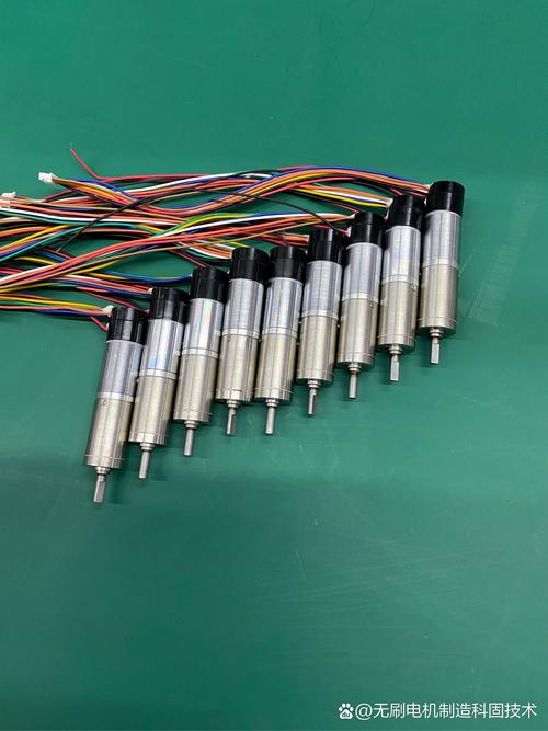 空心杯電機(jī)和無(wú)刷電機(jī)有什么區(qū)別，空心杯電機(jī)工作原理