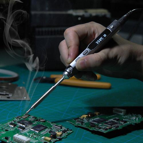 線路板維修烙鐵：新媒體風格下的維修神器