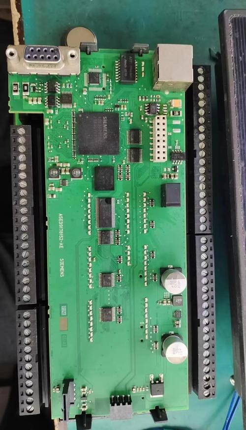 觸摸屏工控機維修：常見故障和解決方法