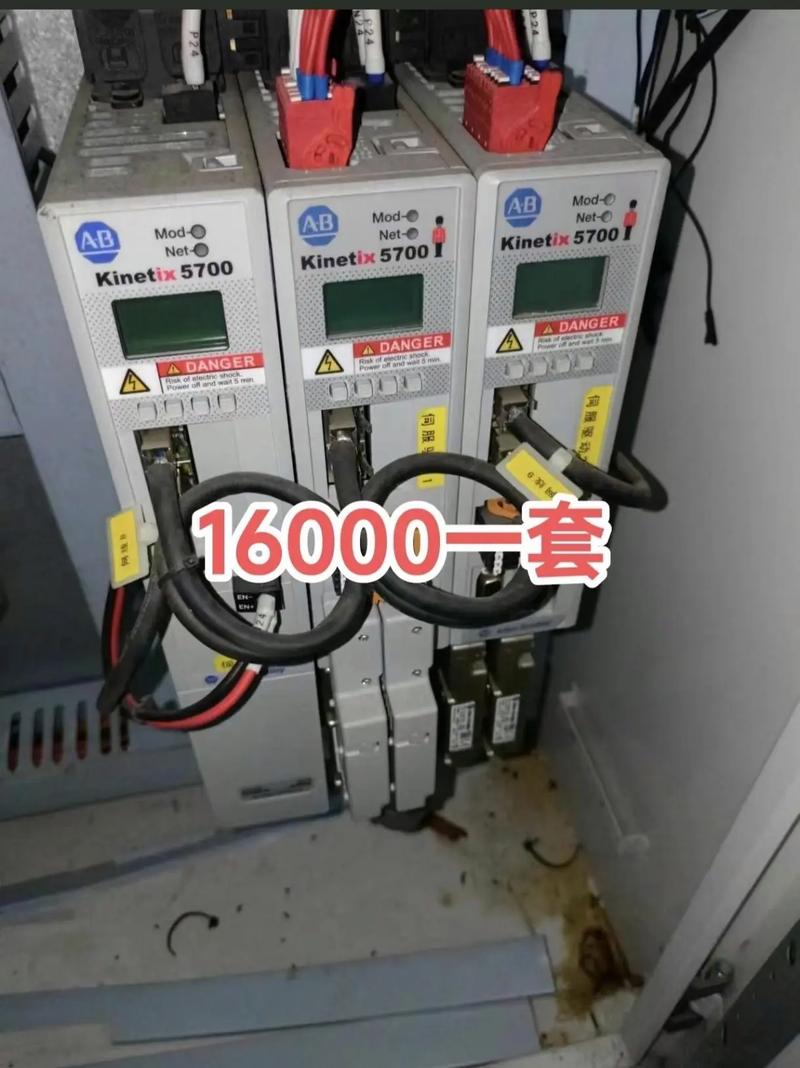 觸摸屏控制變頻器實例，觸摸屏控制伺服驅動器