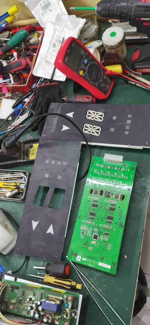 電路板維修測(cè)試儀：解決電路板故障的萬能利器