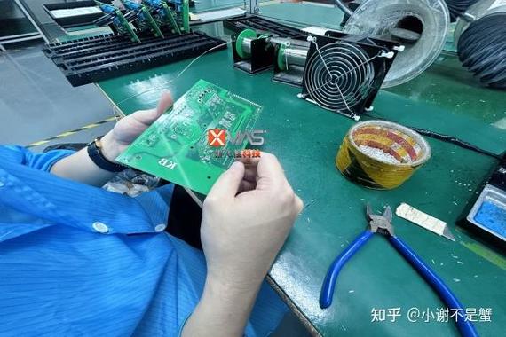 電路板維修焊接視頻教程，電路板維修怎么焊接的