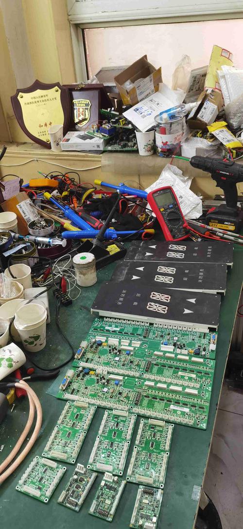電路板維修考什么證，電路板中級維修視頻