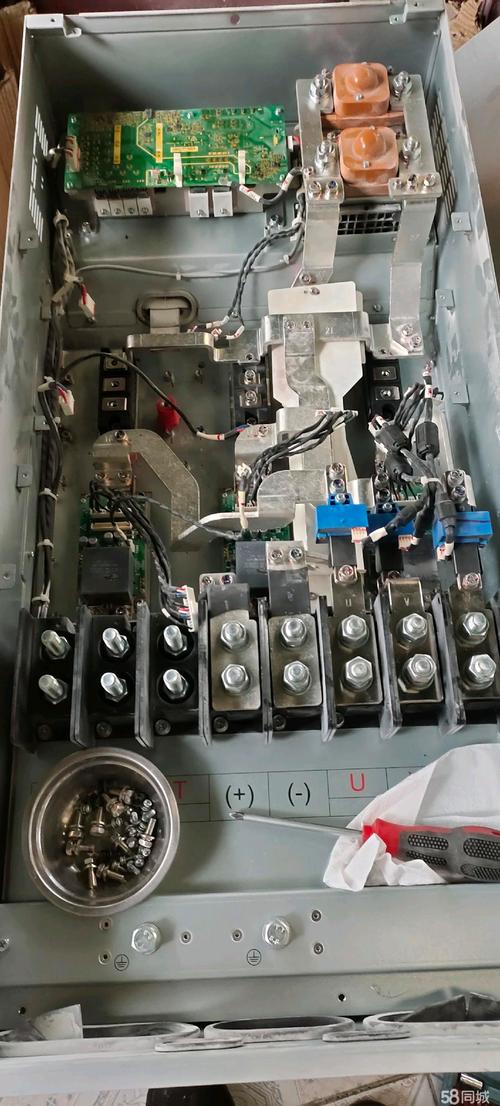 青島城陽變頻器維修：高效解決您的電力問題